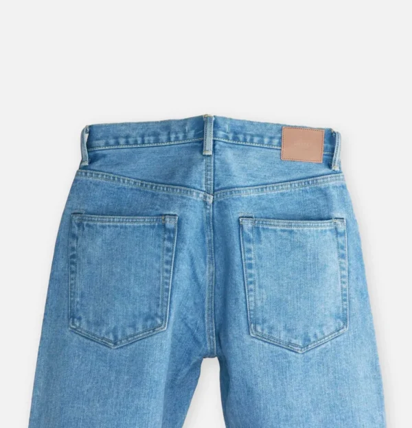 22001 Jean Loose Tapered Ice Blue