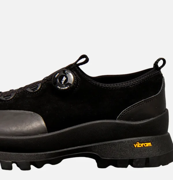 Playground Oliver Black