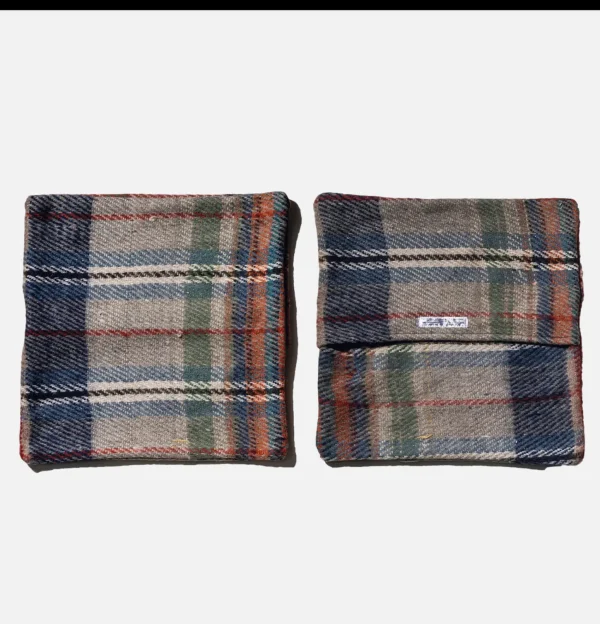 recycled_wool_cushion_cov_0.webp Recycled Wool Cushion Cover Large