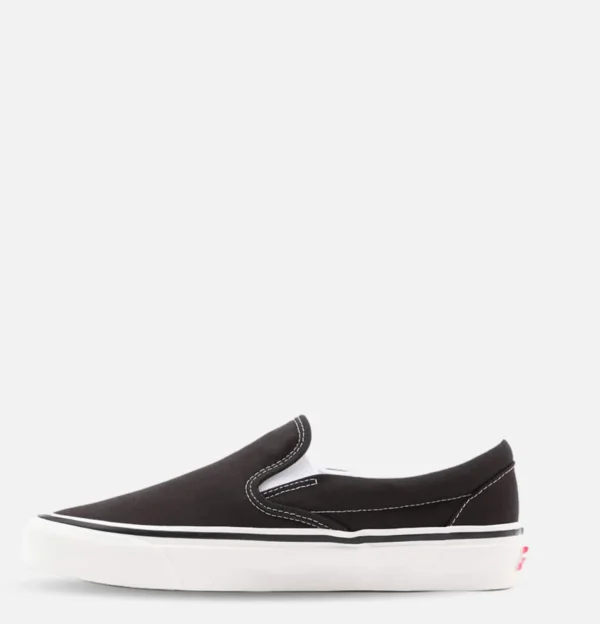 Slip-on Anaheim Black