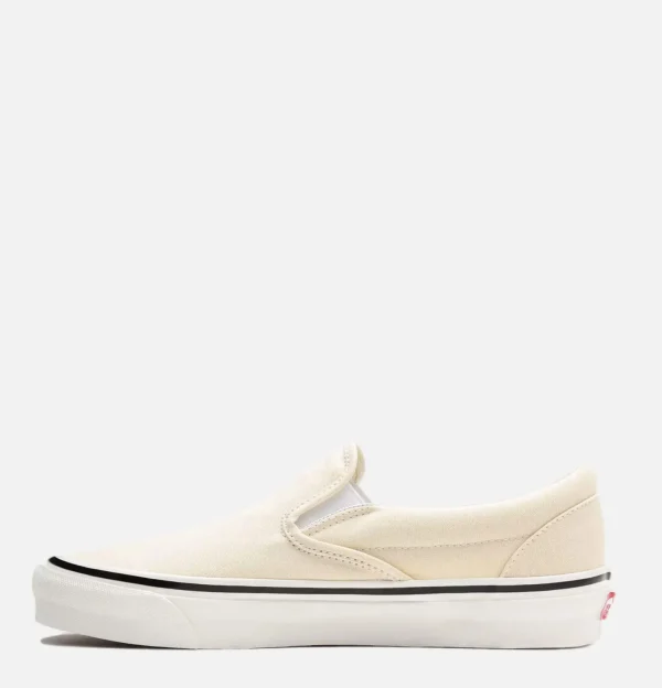 Slip-on Anaheim White