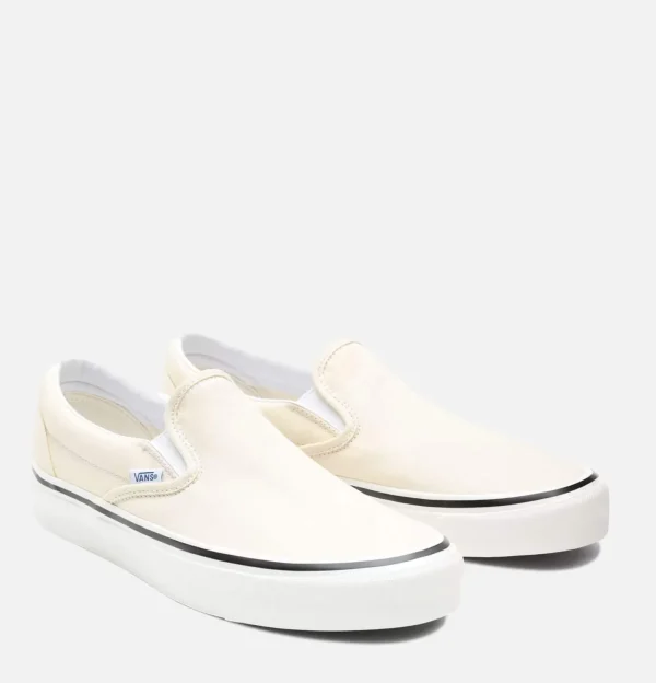 Slip-on Anaheim White