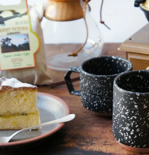 stack_mug_splash_black_wh_6.webp Stack Mug Splash Black White